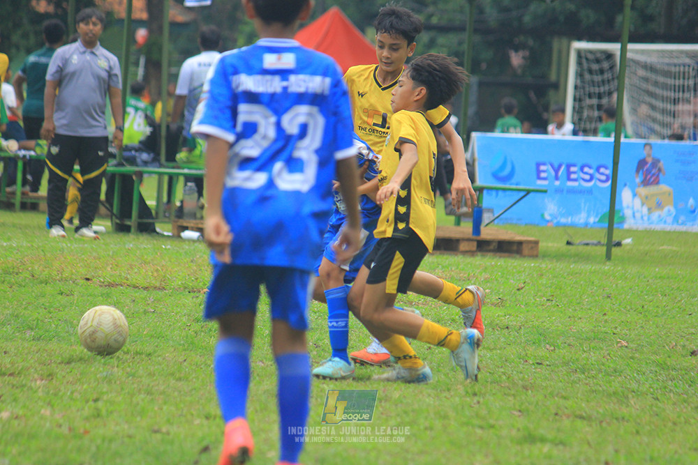 ijl big 8 champ u12 161125 wins soccer school vs newland fa