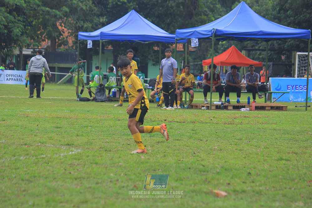 ijl big 8 champ u12 161125 wins soccer school vs newland fa