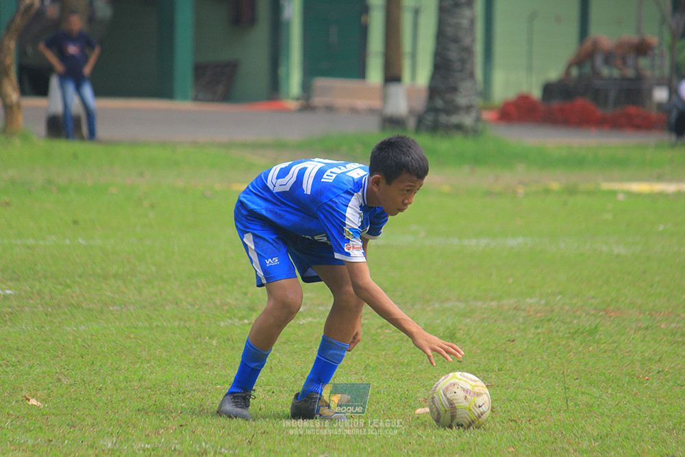 ijl big 8 champ u12 161125 wins soccer school vs newland fa