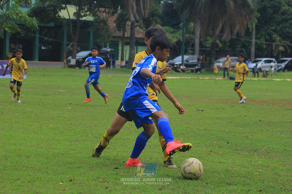 ijl big 8 champ u12 161125 wins soccer school vs newland fa