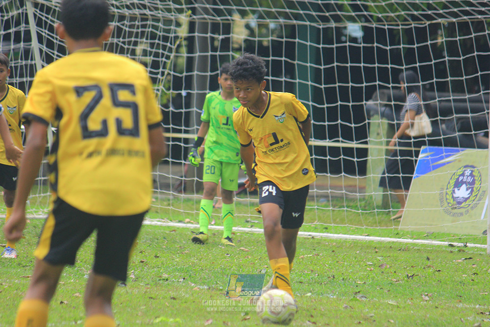 ijl big 8 champ u12 161125 wins soccer school vs newland fa