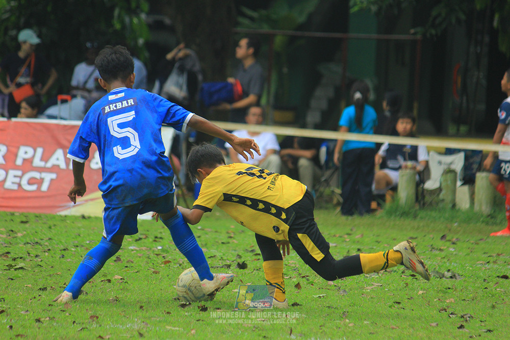 ijl big 8 champ u12 161125 wins soccer school vs newland fa