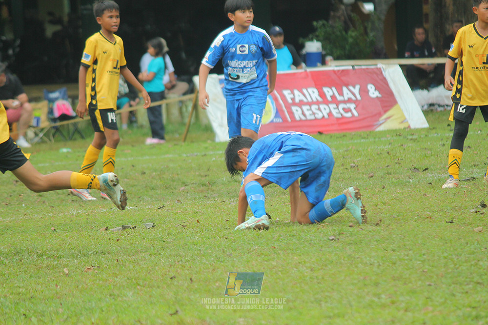 ijl big 8 champ u12 161125 wins soccer school vs newland fa