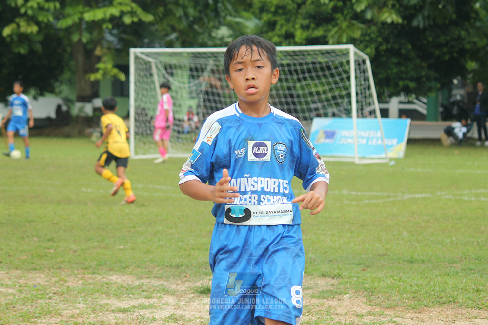 ijl big 8 champ u12 161125 wins soccer school vs newland fa
