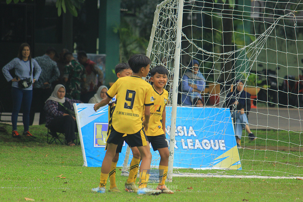 ijl big 8 champ u12 161125 wins soccer school vs newland fa