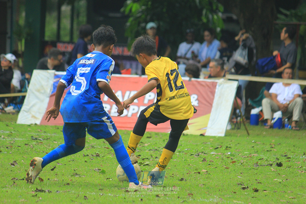ijl big 8 champ u12 161125 wins soccer school vs newland fa