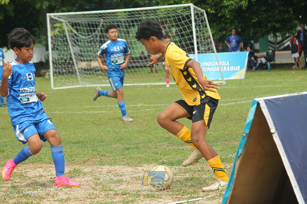 ijl big 8 champ u12 161125 wins soccer school vs newland fa