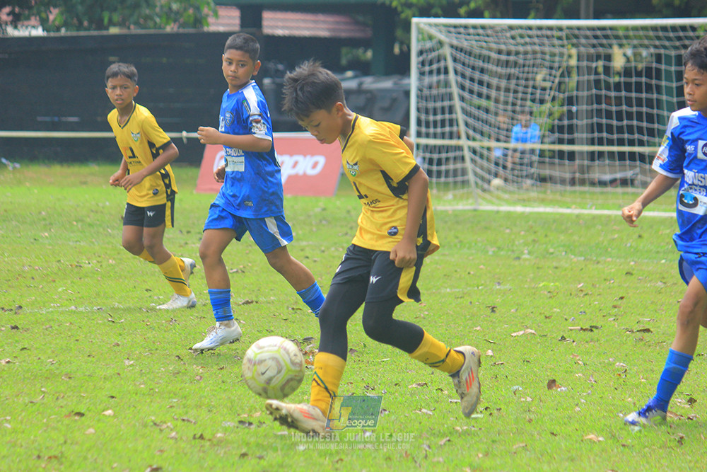 ijl big 8 champ u12 161125 wins soccer school vs newland fa