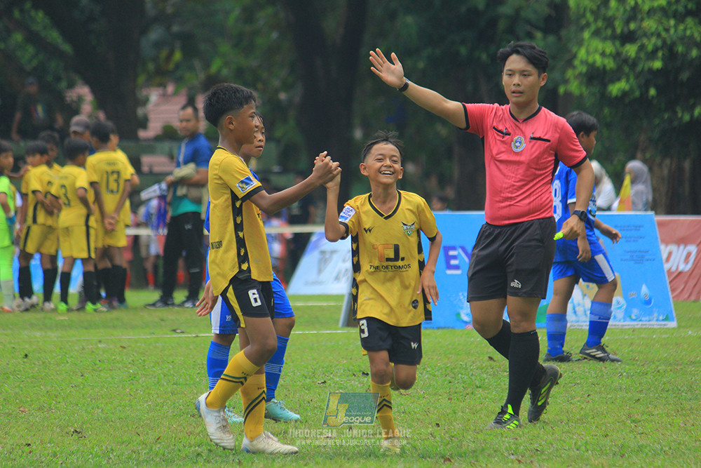 ijl big 8 champ u12 161125 wins soccer school vs newland fa