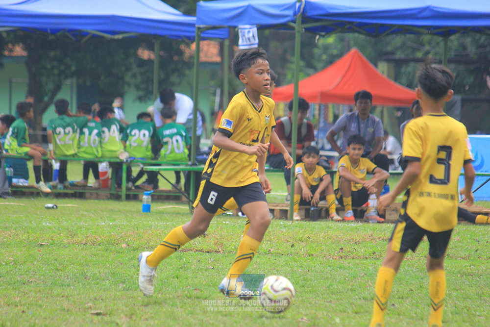ijl big 8 champ u12 161125 wins soccer school vs newland fa