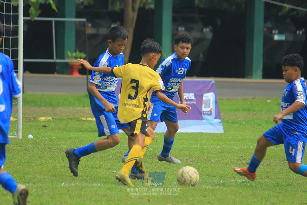 ijl big 8 champ u12 161125 wins soccer school vs newland fa