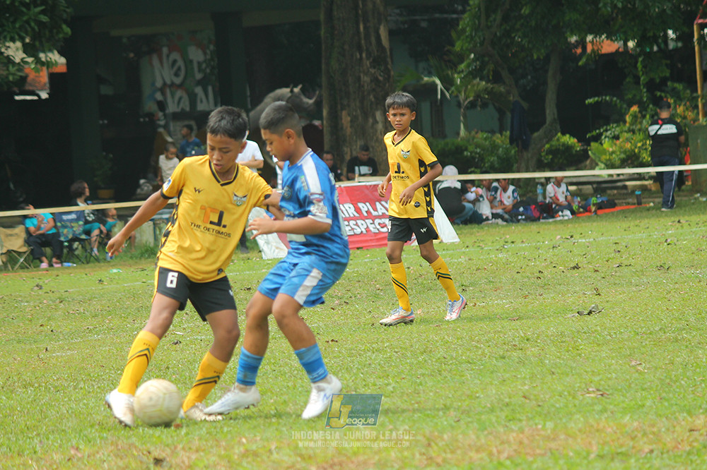 ijl big 8 champ u12 161125 wins soccer school vs newland fa