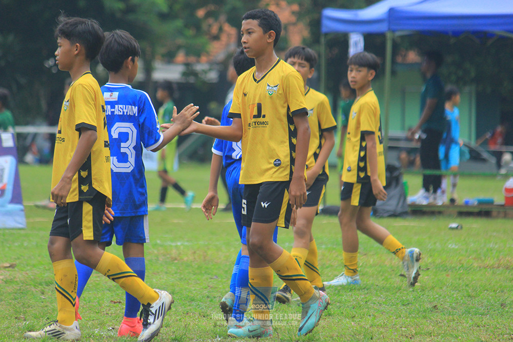 ijl big 8 champ u12 161125 wins soccer school vs newland fa