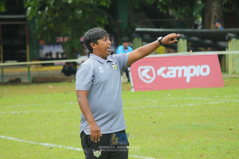 ijl big 8 champ u12 161125 wins soccer school vs newland fa