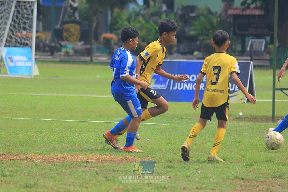 ijl big 8 champ u12 161125 wins soccer school vs newland fa