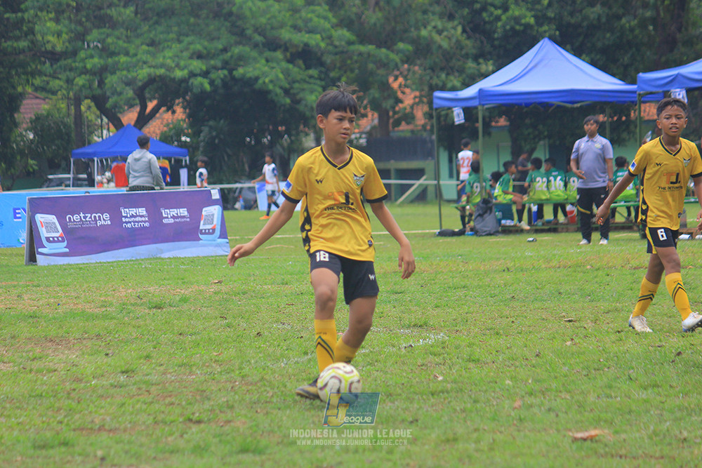 ijl big 8 champ u12 161125 wins soccer school vs newland fa