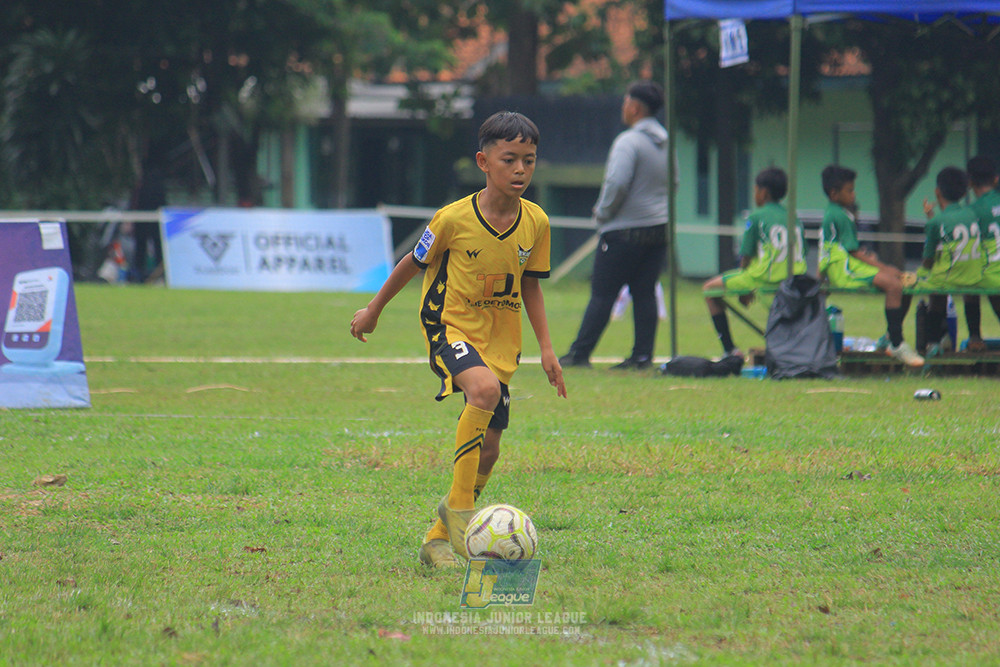 ijl big 8 champ u12 161125 wins soccer school vs newland fa