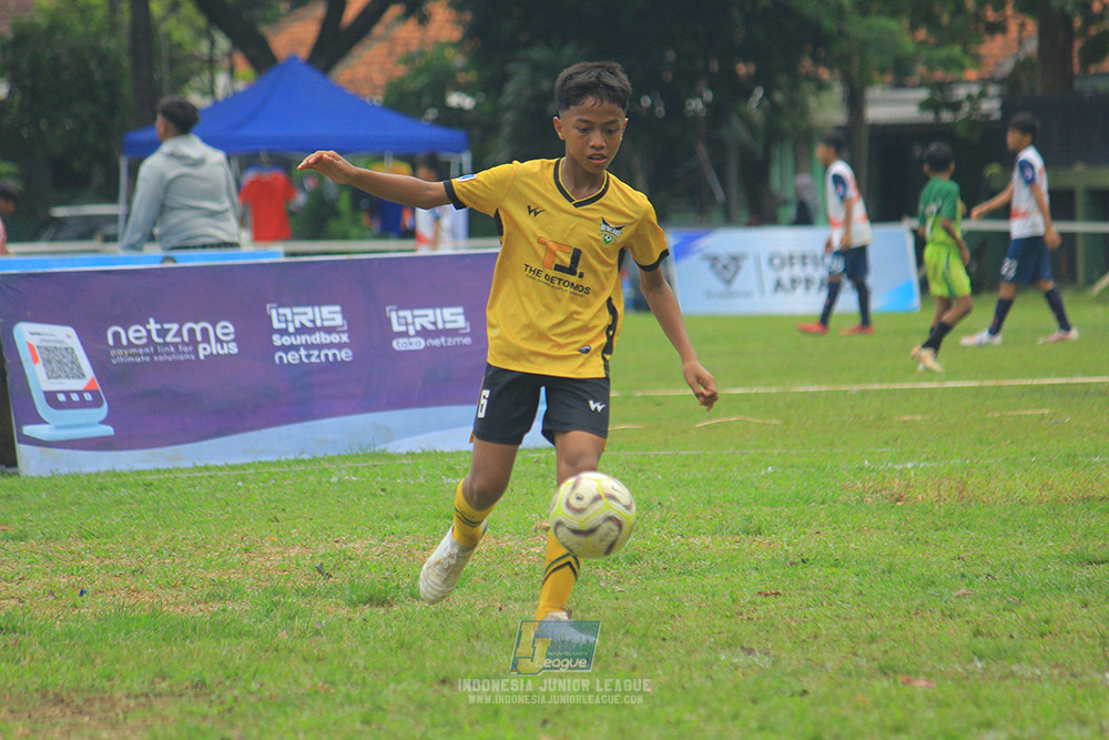 ijl big 8 champ u12 161125 wins soccer school vs newland fa