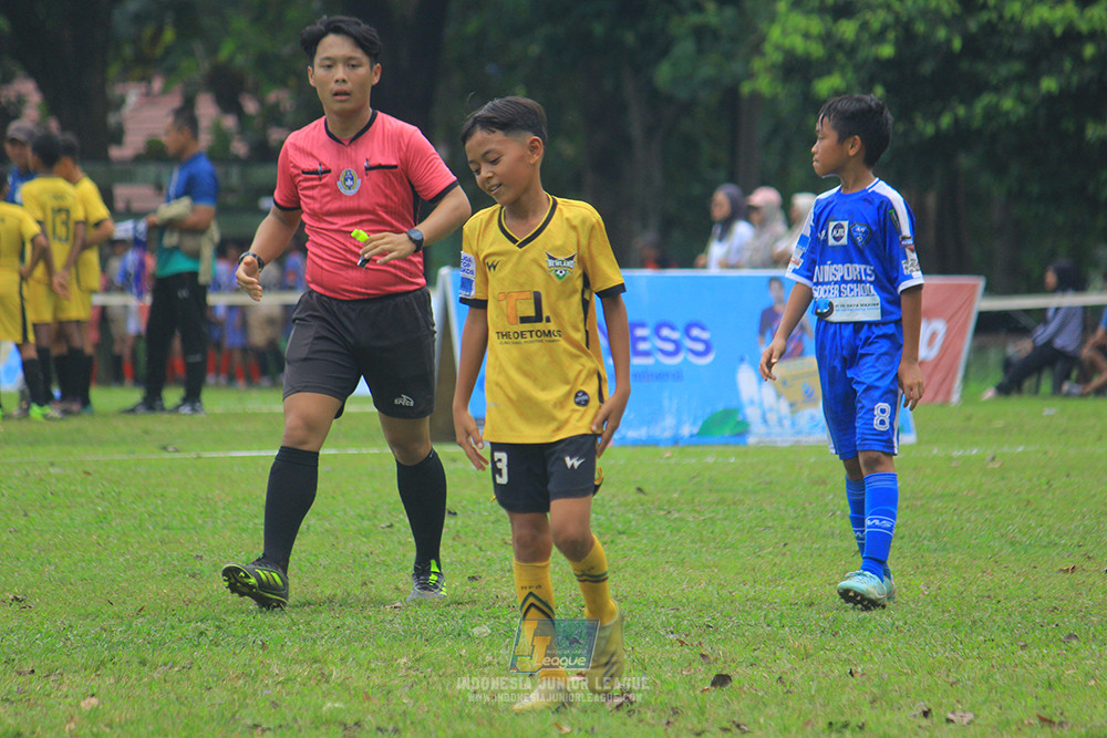 ijl big 8 champ u12 161125 wins soccer school vs newland fa