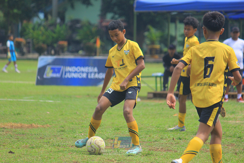 ijl big 8 champ u12 161125 wins soccer school vs newland fa