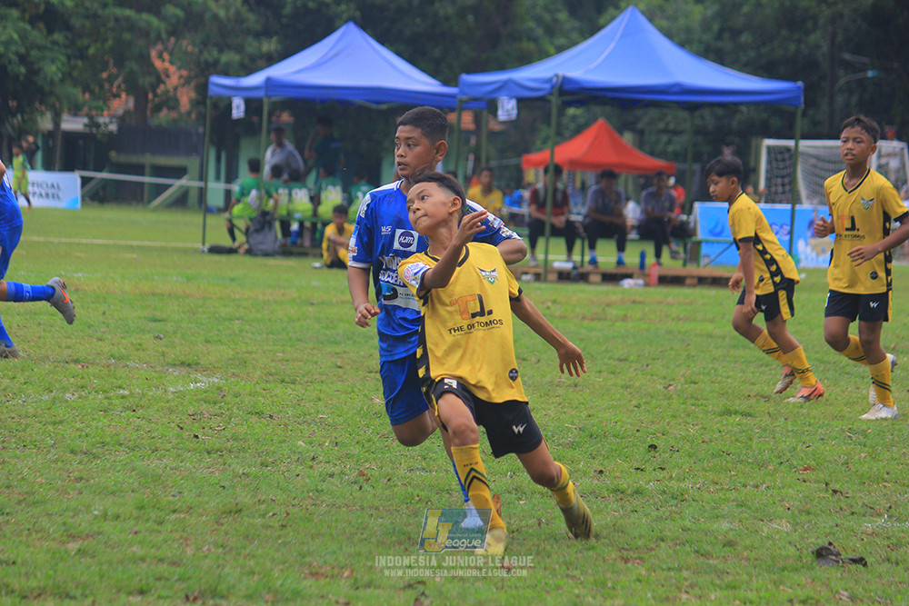 ijl big 8 champ u12 161125 wins soccer school vs newland fa
