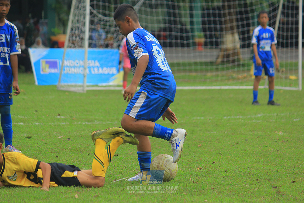 ijl big 8 champ u12 161125 wins soccer school vs newland fa