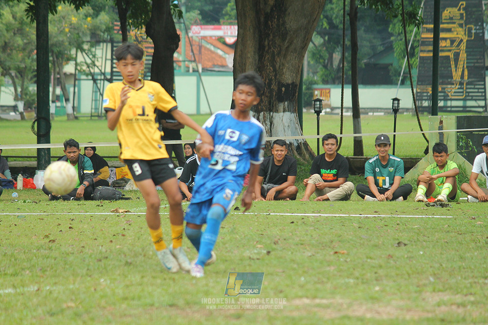 ijl big 8 champ u12 161125 wins soccer school vs newland fa