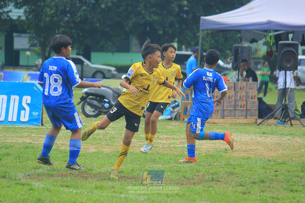ijl big 8 champ u12 161125 wins soccer school vs newland fa