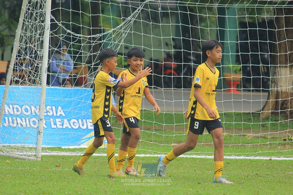 ijl big 8 champ u12 161125 wins soccer school vs newland fa