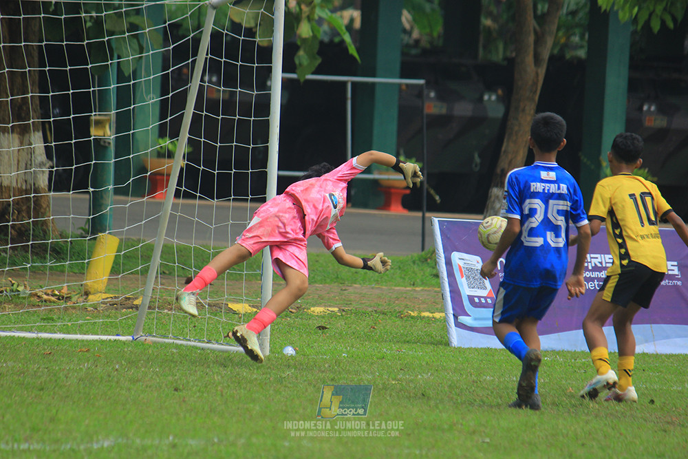 ijl big 8 champ u12 161125 wins soccer school vs newland fa