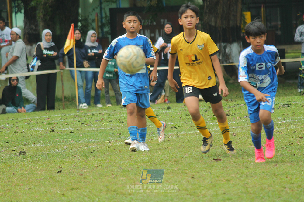 ijl big 8 champ u12 161125 wins soccer school vs newland fa