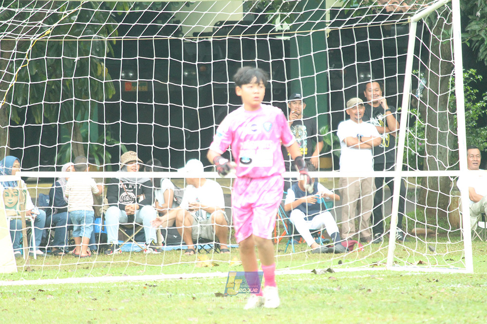 ijl big 8 u12 161125 toyo haryono vs wins soccer school