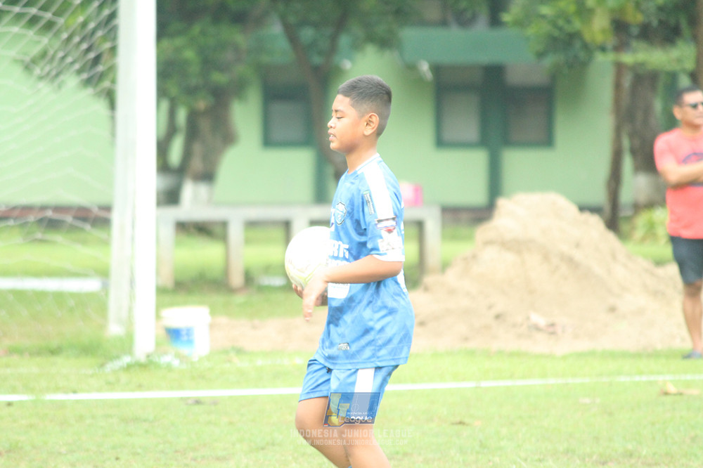 ijl big 8 u12 161125 toyo haryono vs wins soccer school