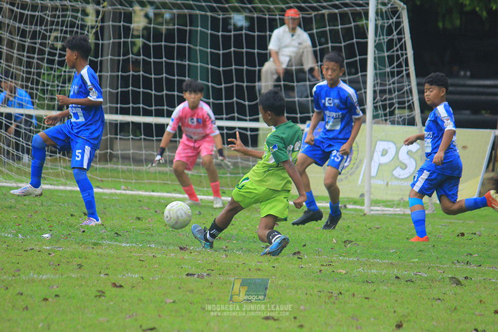 ijl big 8 u12 161125 toyo haryono vs wins soccer school