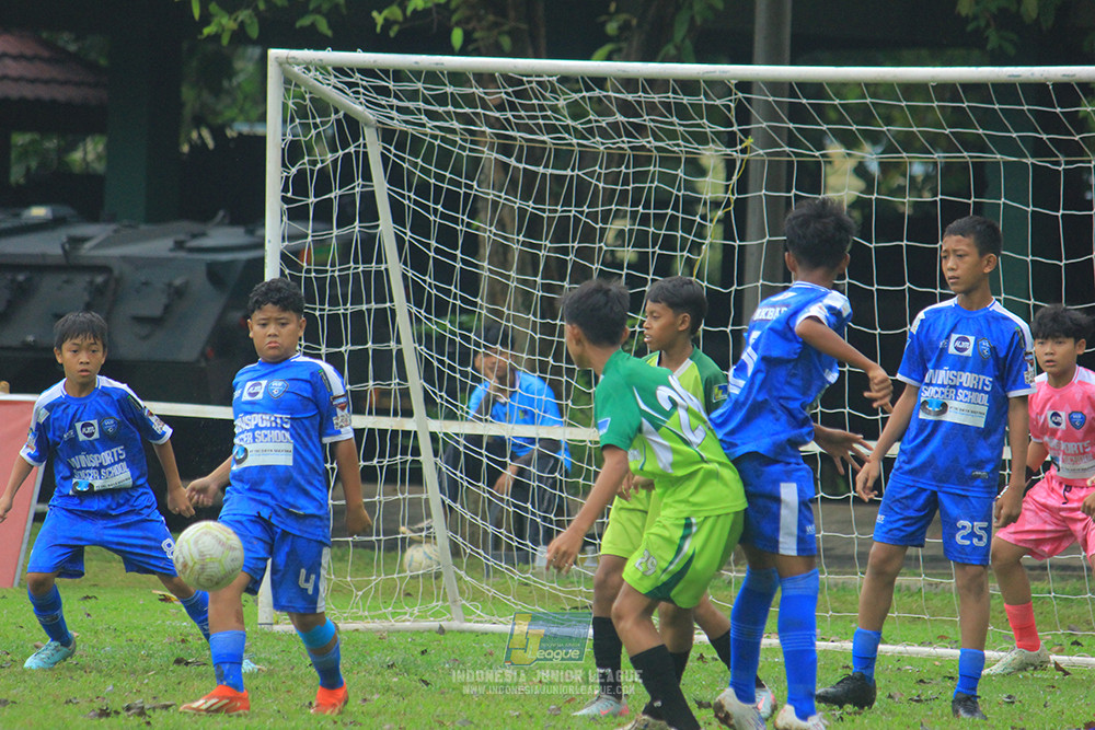 ijl big 8 u12 161125 toyo haryono vs wins soccer school