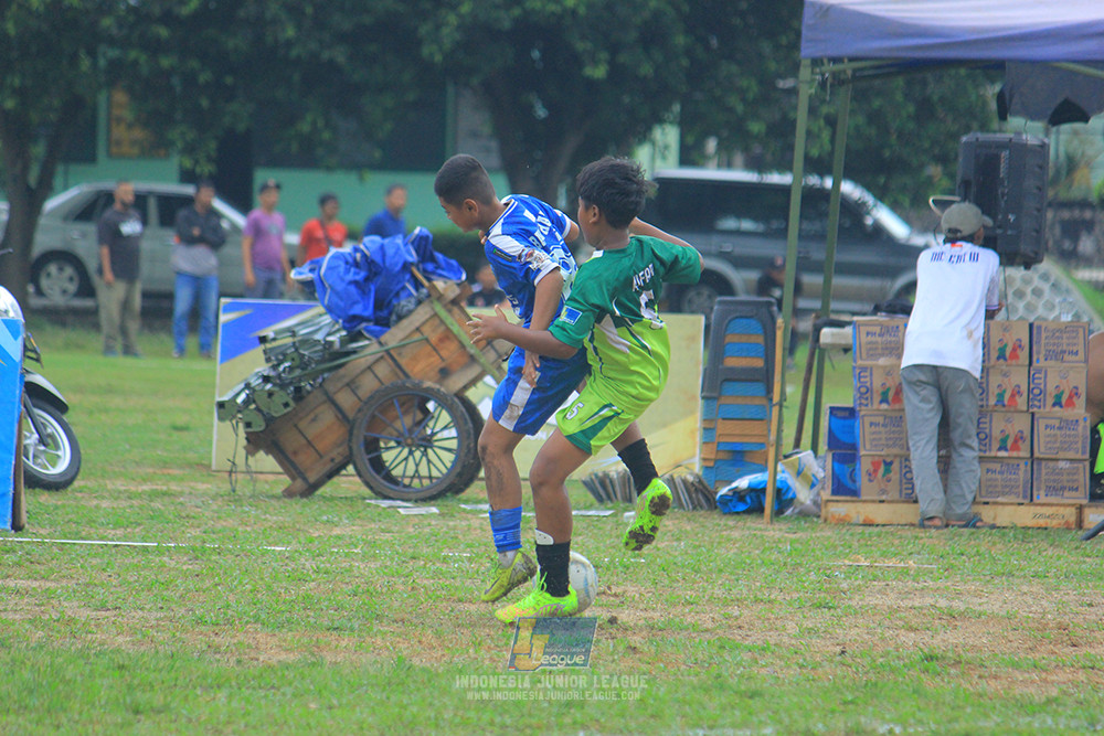 ijl big 8 u12 161125 toyo haryono vs wins soccer school