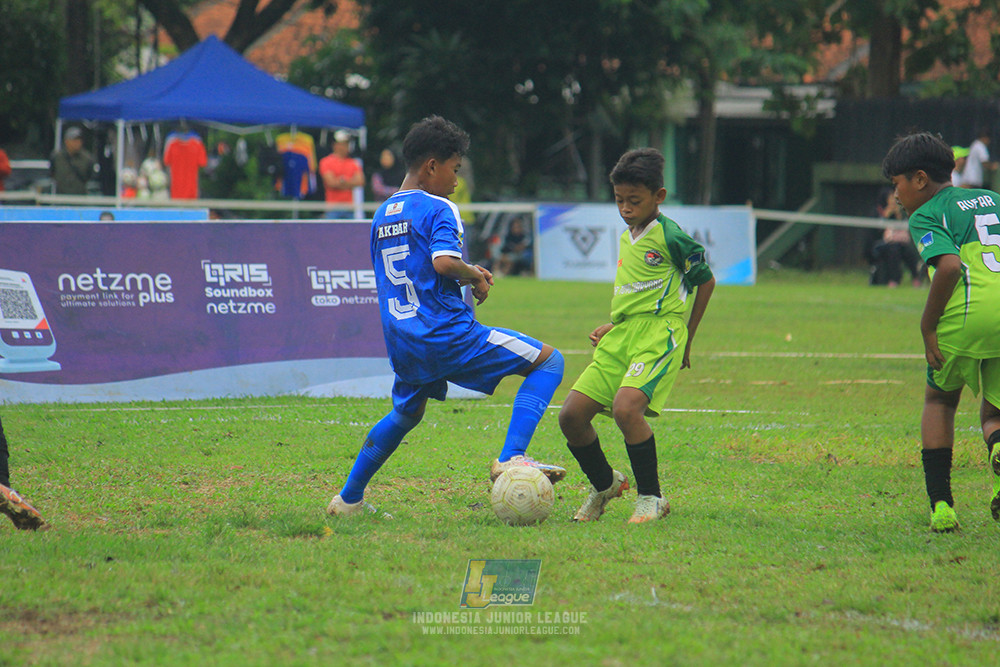 ijl big 8 u12 161125 toyo haryono vs wins soccer school