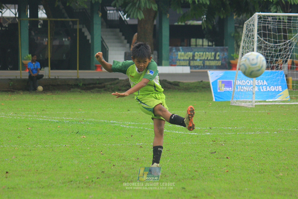 ijl big 8 u12 161125 toyo haryono vs wins soccer school