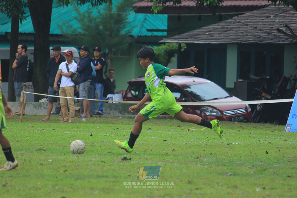 ijl big 8 u12 161125 toyo haryono vs wins soccer school
