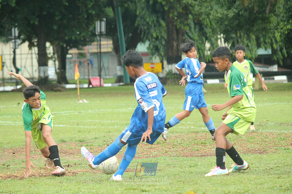 ijl big 8 u12 161125 toyo haryono vs wins soccer school