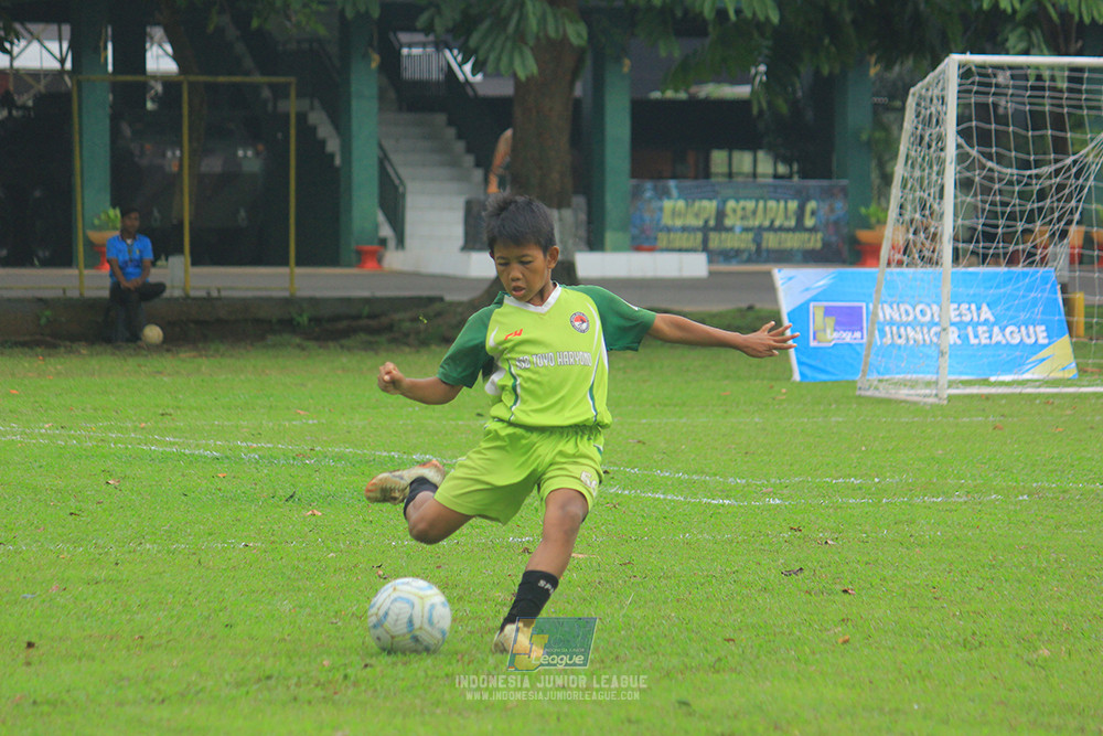 ijl big 8 u12 161125 toyo haryono vs wins soccer school