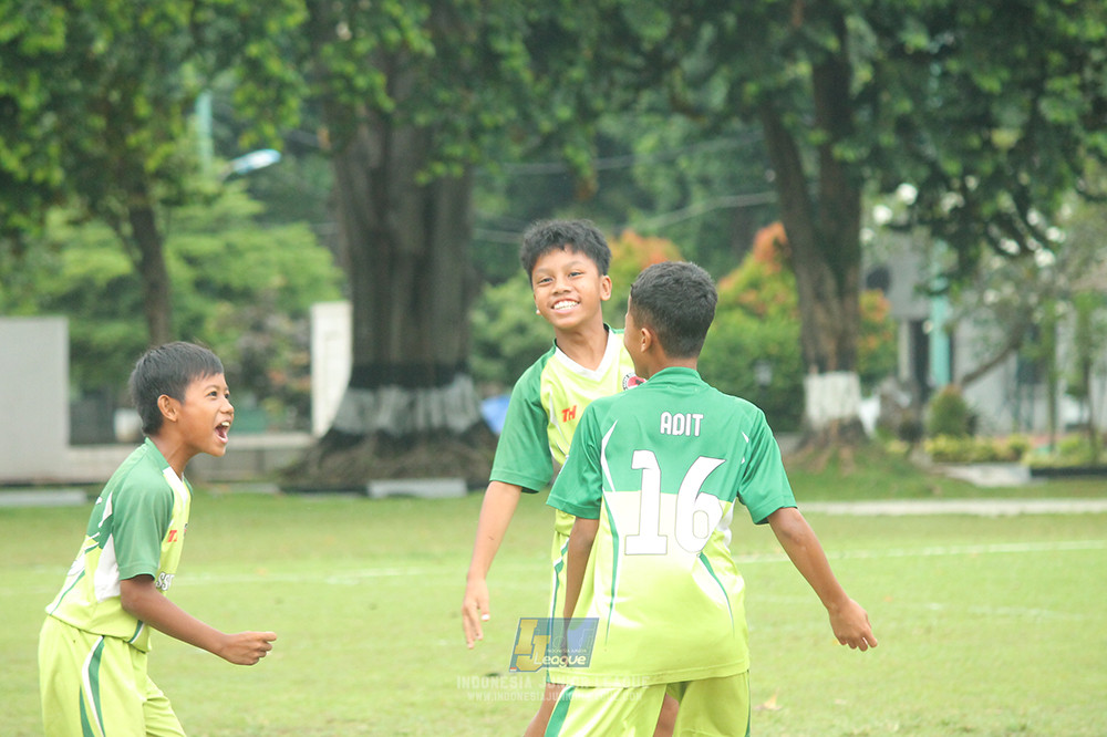 ijl big 8 u12 161125 toyo haryono vs wins soccer school