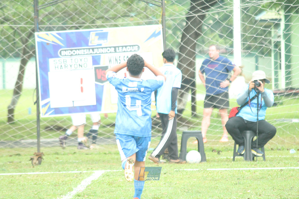 ijl big 8 u12 161125 toyo haryono vs wins soccer school