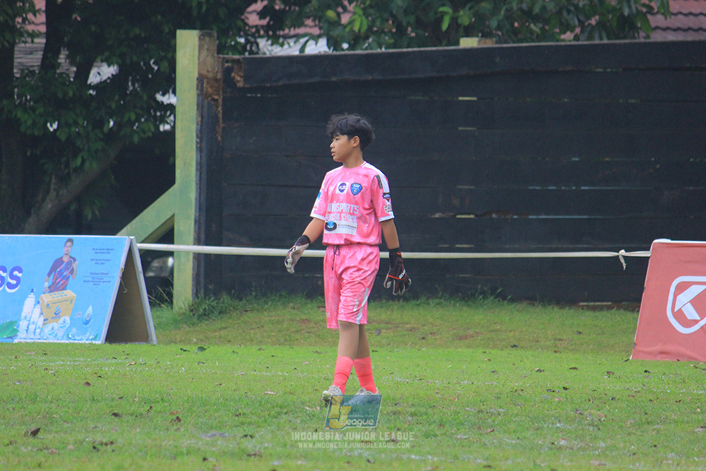 ijl big 8 u12 161125 toyo haryono vs wins soccer school