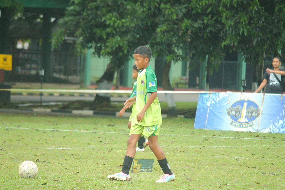 ijl big 8 u12 161125 toyo haryono vs wins soccer school