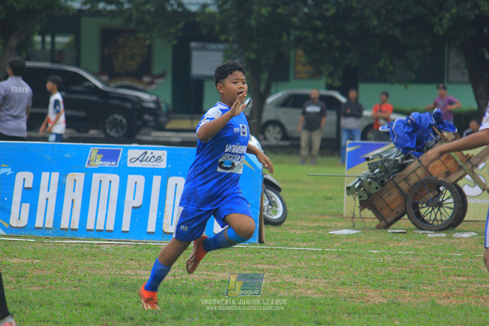 ijl big 8 u12 161125 toyo haryono vs wins soccer school