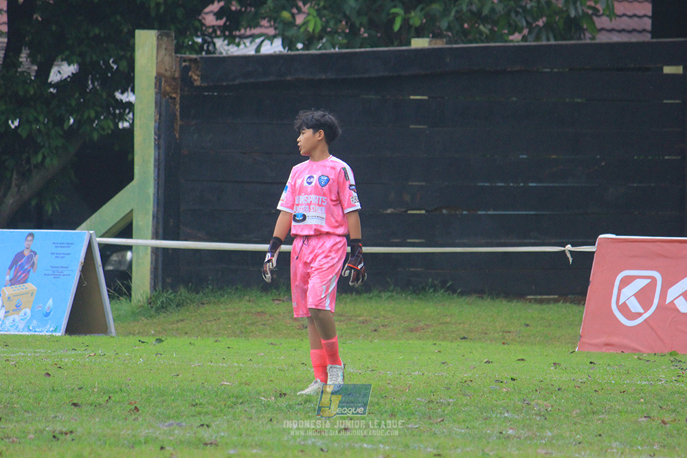 ijl big 8 u12 161125 toyo haryono vs wins soccer school