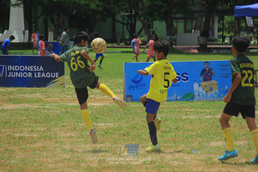 ijl big14 plate u12 091125 brazillian soccer serpong vs maesa pararaider