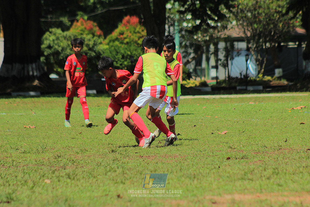 ijl big14 plate u12 091125 putra ciledug vs plus football academy