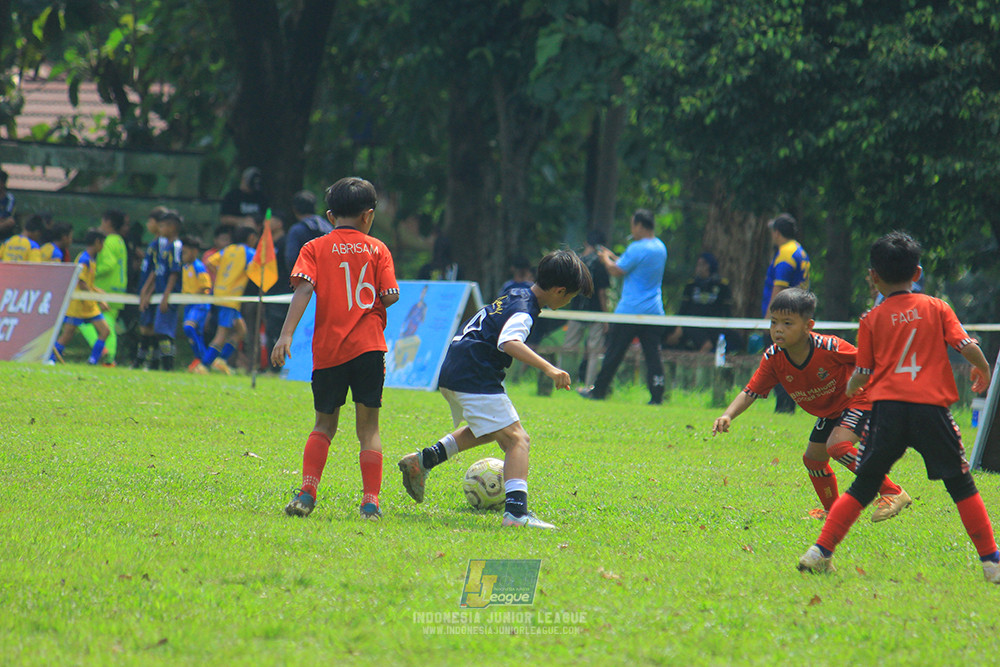 ijl big16 u10 021125 bina mandiri soccer school vs fff academy jakarta